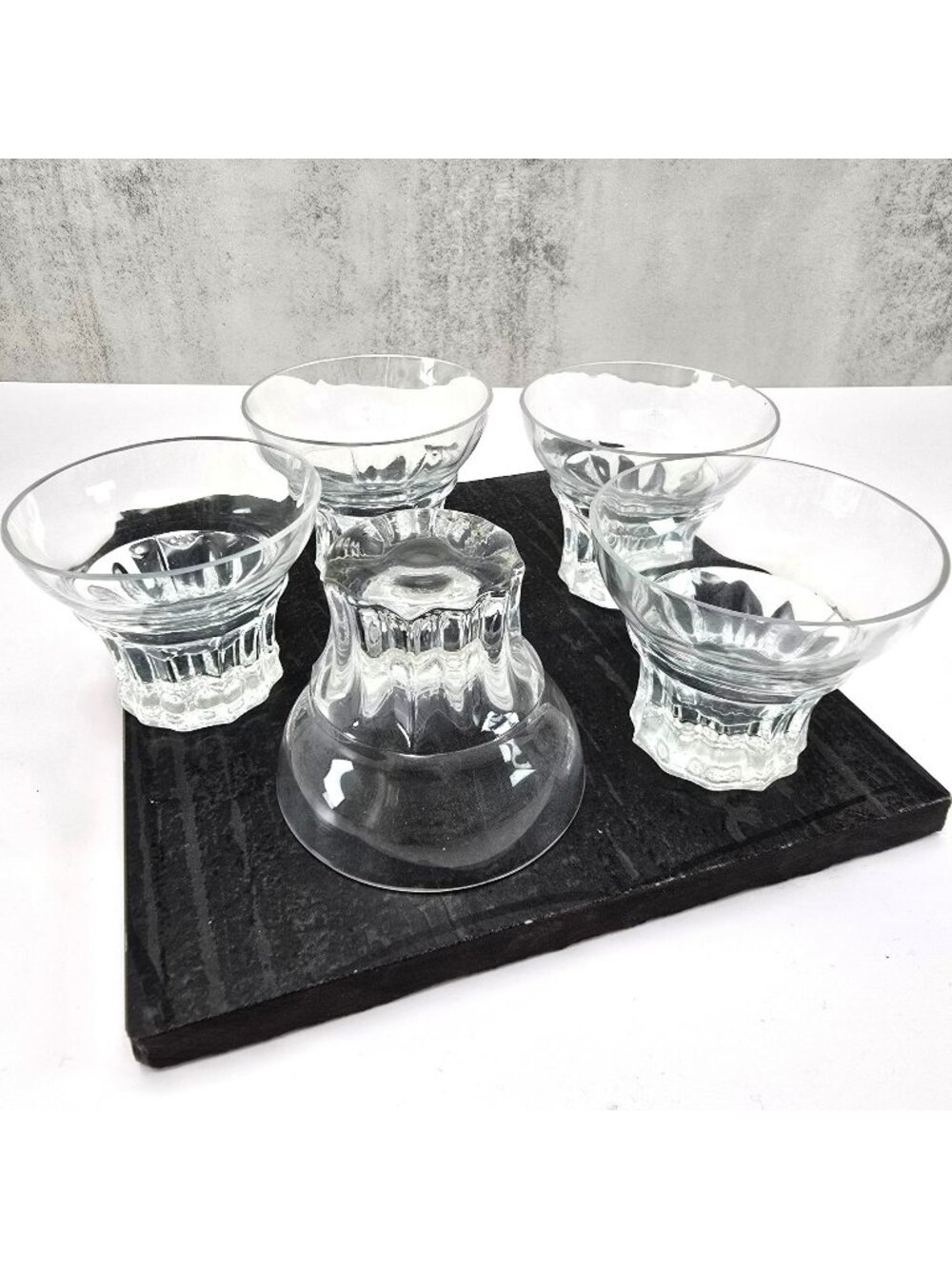 Glass Aperitif Glasses Set Of 5 Clear With Starburst Base Design VL5053